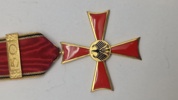 Bundesverdienstkreuz (Forbundsrepublikken Tysklands Fortjenstorden), specifikt en udgave med en 50-års nål for lang og tro tjeneste. Original 