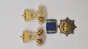 Reginaer og medalje fra garderforeningen. Originale 