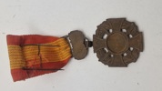 Sydvietnamesisk Gallantry Cross (Vietnamesisk: Anh-Dũng Bội-Tinh). Original 
