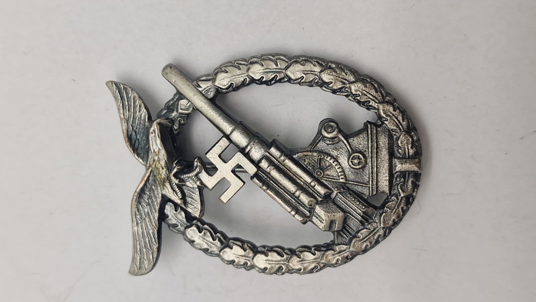 Luftwaffe flakkampf abzeichen. Efterkrigs