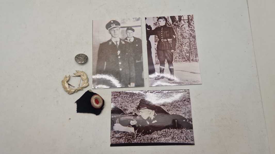 Schalburg lot (billeder genoptryk) resten er originalt 