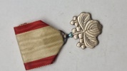 WWII era Imperial Japan Order of the Rising Sun, 8th Class medal. Original 