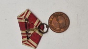 Dansk deltager medalje fra 1848-50 krigen med krydsbånd. Original 