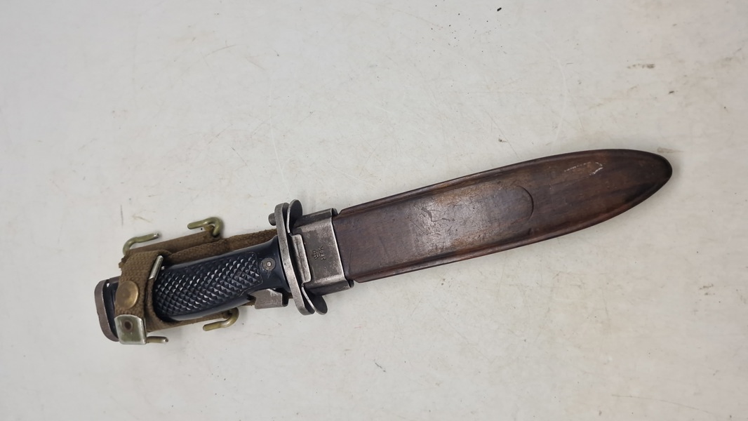 M/62 skyttegravskniv. Original 