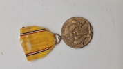 American Defense Service Medal med slutbruch (ww2 udgave). Original 