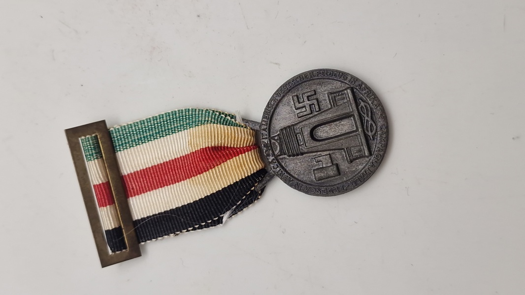 Deutsch-Italienische Erinnerungsmedaille an den Afrika-Feldzug. Original 