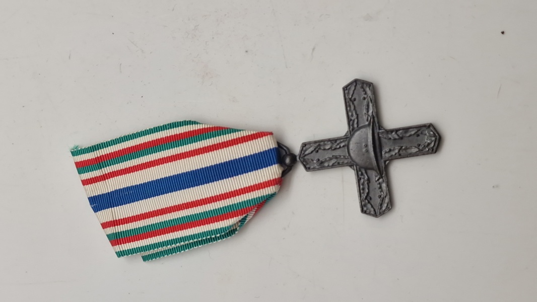 Italiensk Vittorio Venetos Orden. Original 