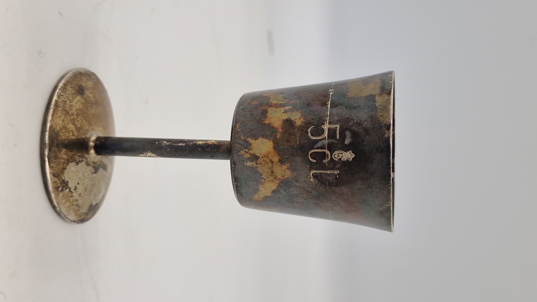 5 CL målekrus. Nysølv 