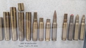Display Ammunitionsarsenalet Trækstadier for 308. Winchester Nato 
7,62 x 51 mm samt løspatron. 32 x 20 Cm 