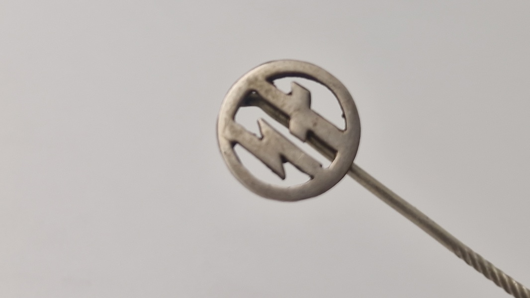 Dansk SA pin. Original 