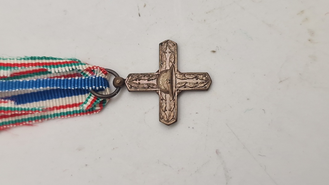 Italiensk Orden af Vittorio Veneto (Ordine di Vittorio Veneto) medalje fra Første Verdenskrig. Original 