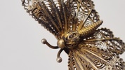 Filigran broche af 830 sølv