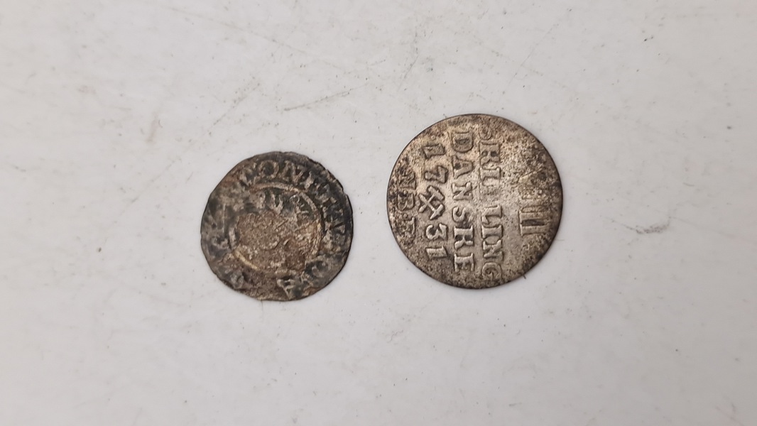 Skillingsmønter af sølv 