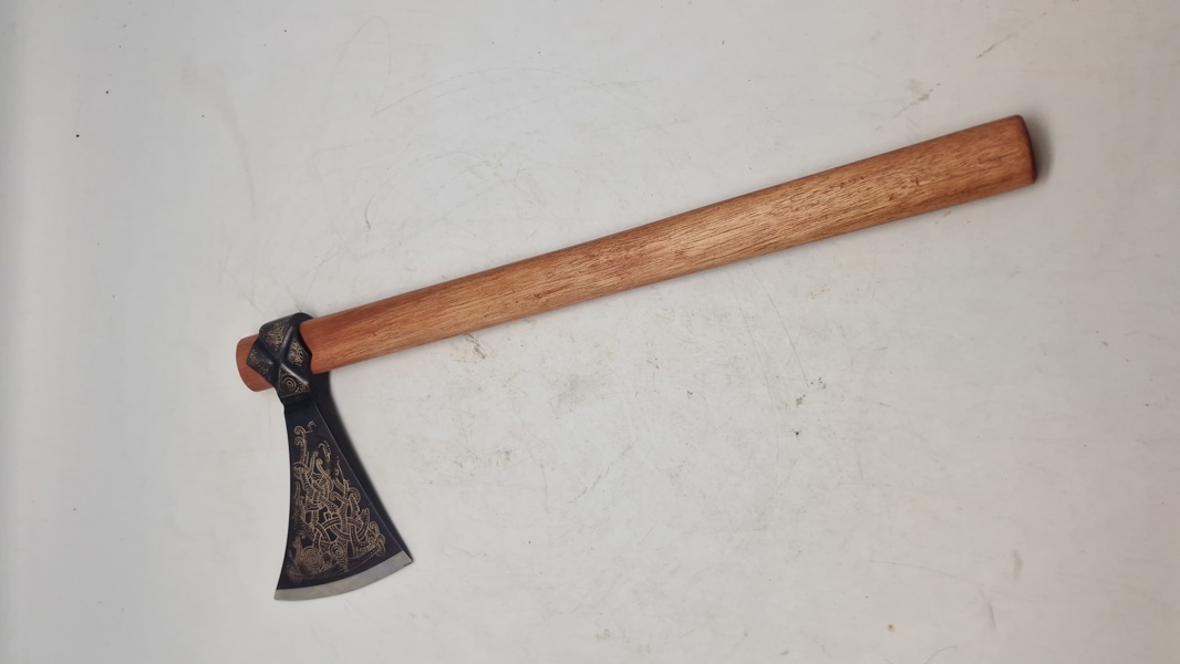 Veludført Vikinge økse 