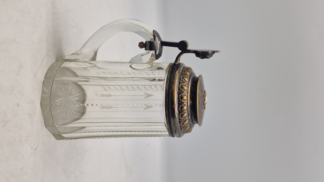 Veludført tysk sports ølkrus fra 1887