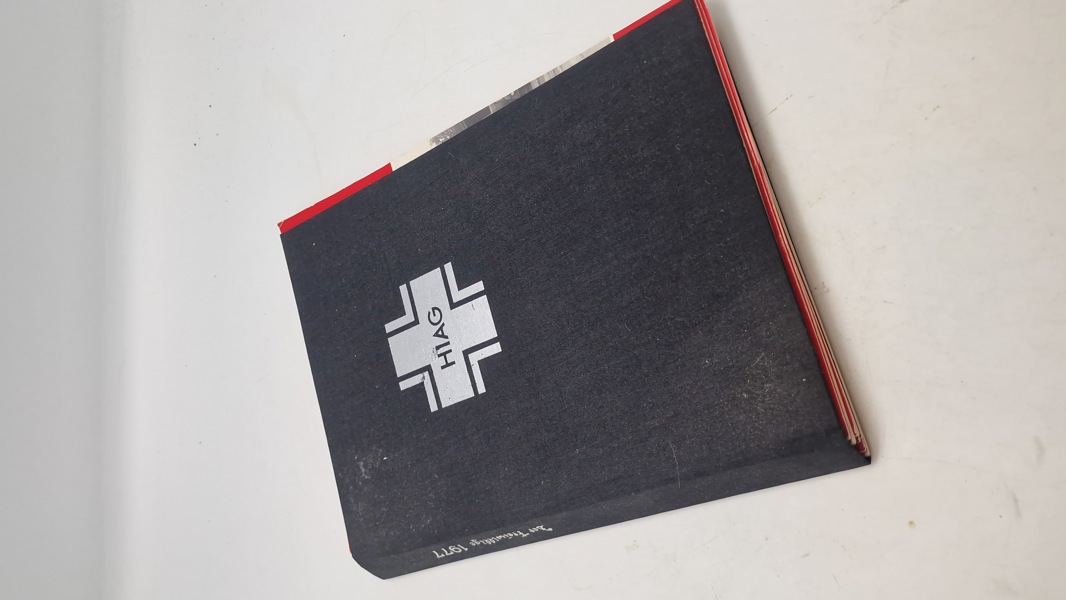 Mappe med magasiner fra SS veteran organisationen HIAG 