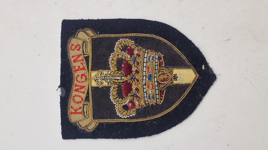 Blazer mærke fra forsvaret