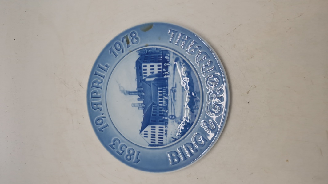 Bing & Grøndahl jubilæumsplatte, der markerer fabrikkens 125-års jubilæum i 1978