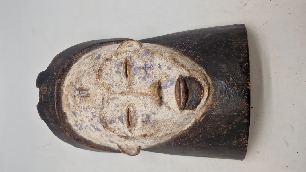 afrikansk maske, specifikt en Punu-maske fra Gabon