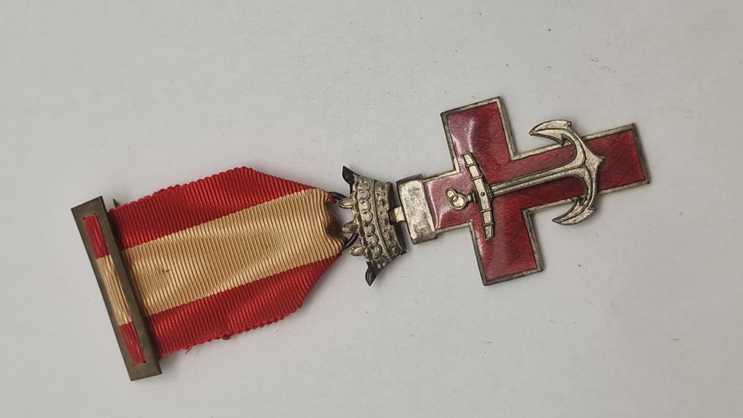 spansk Cruz al Mérito Naval, ww2. Original
