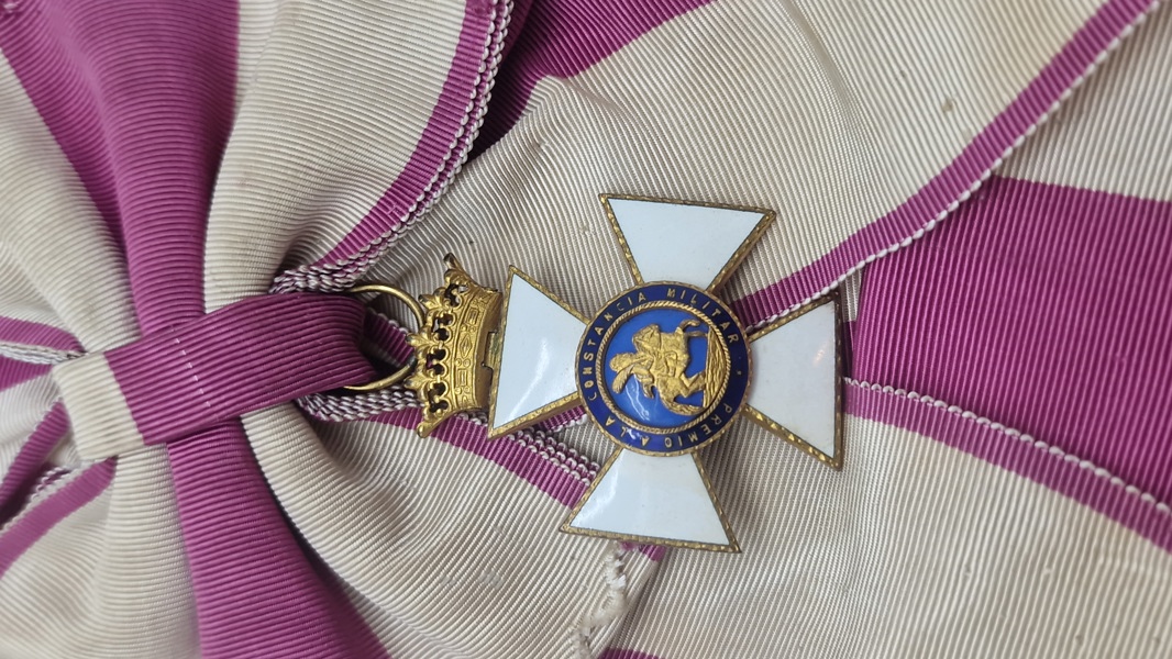 Spansk San Hermenegildo-medalje (Real y Militar Orden de San Hermenegildo), ww2. Original