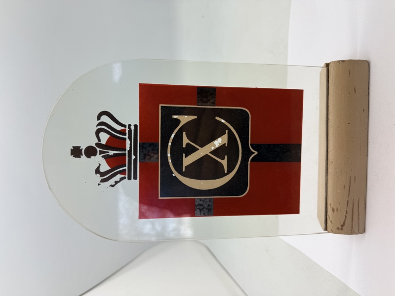 Sjældent skilt fra guldsmede butikker der solgte kongemærket