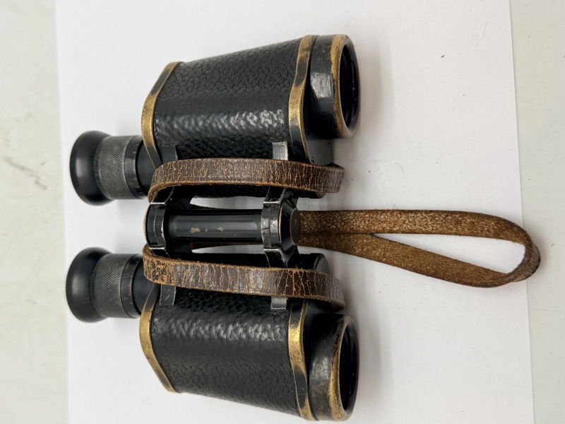 Tysk WW2 officerskikkert WW2, klar i optik