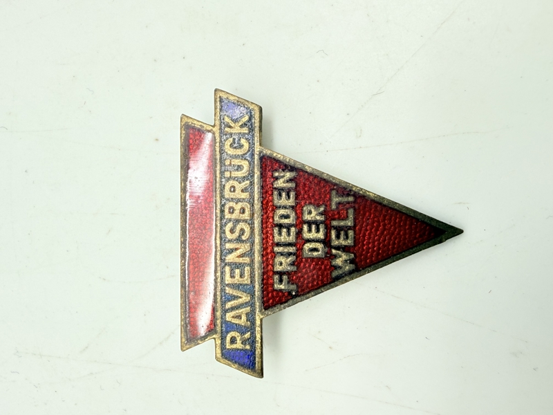 Ravensbrück mindesnål, original