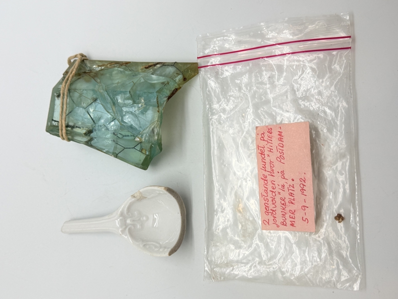 Effekter fundet ved Hitlers bunker Berlin 1992