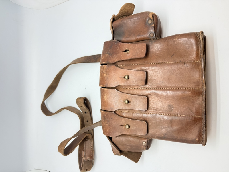 Husqvarna MP44 magasin taske brugt af Brigaden i Sverige WW2