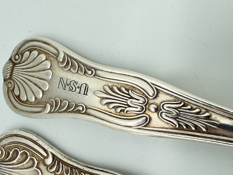 Samling US Navy officers bestik af nysølv