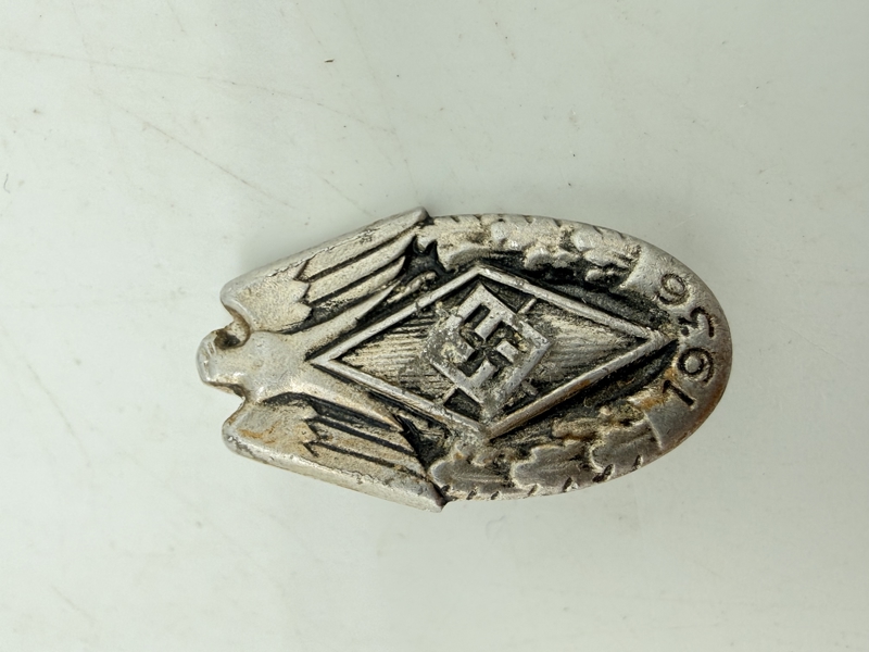 Tysk Hitler Jugend pin 1936 , original 