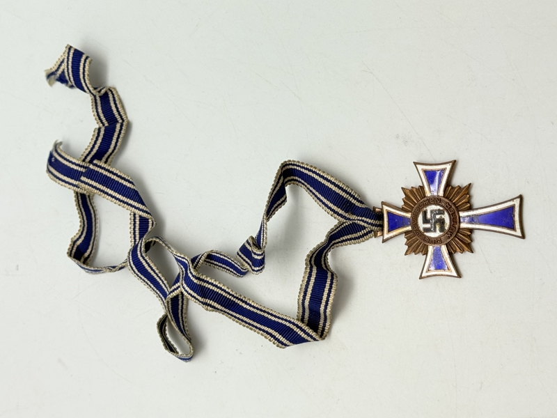 Tysk moderkors III klasse originalt 