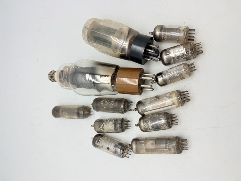 Radiorør fra tiden omkring WW2 