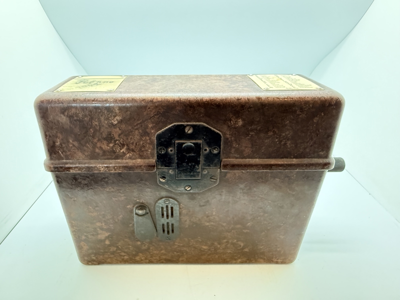 Tysk WW2 felttelefon med mangler 
