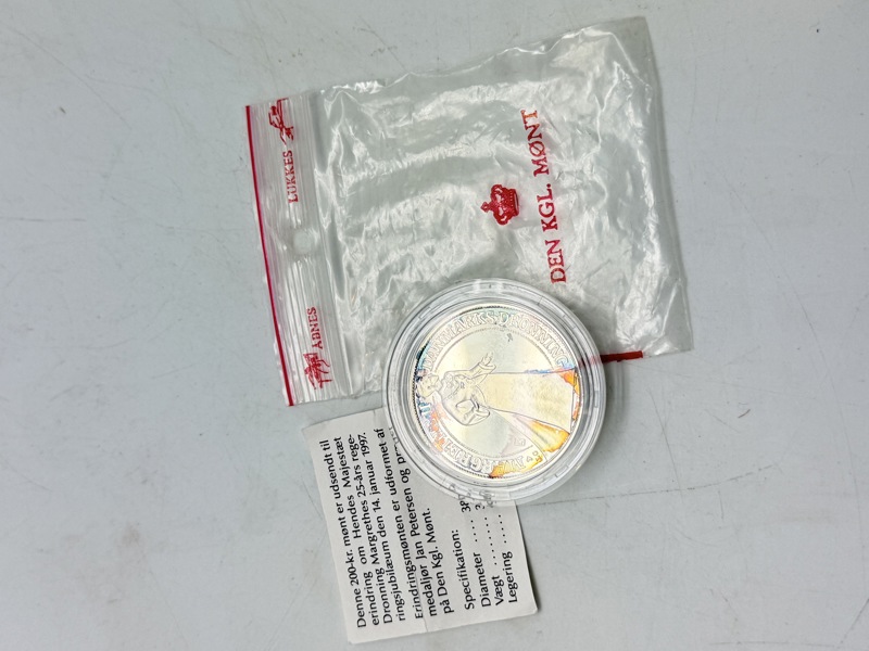 200 kr. i sølv, dronning Margrethes 25-års regeringsjubilæum 1997, 31 gram 0.999 lødighed