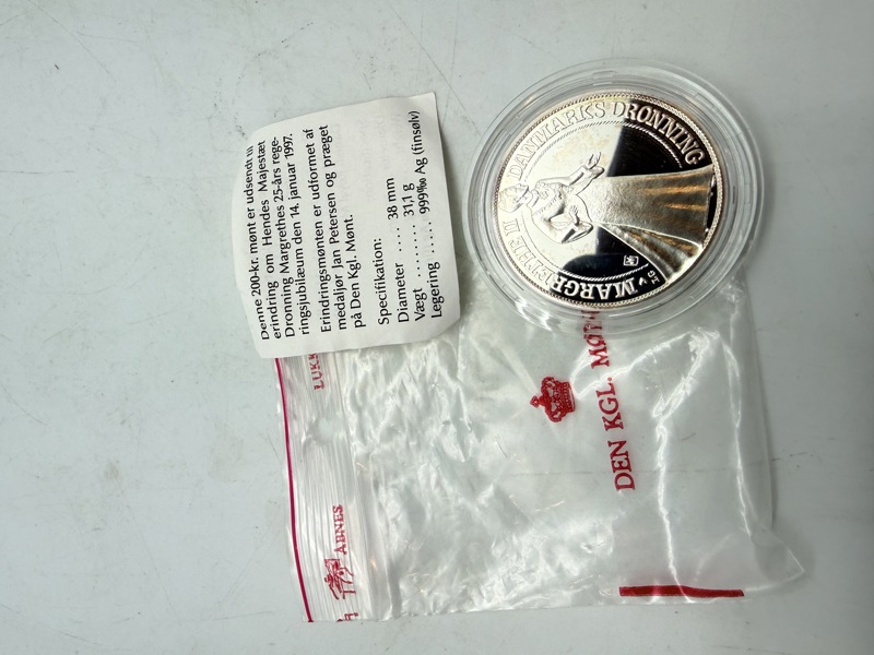 200 kr. i sølv, dronning Margrethes 25-års regeringsjubilæum 1997, 31 gram 0.999 lødighed