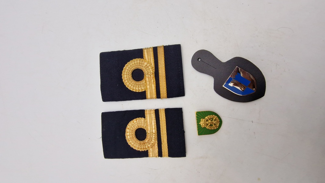 Skulderstropper, hjv mærke mm.