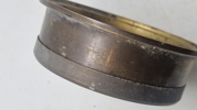 skibsbarometer fra Barostar i patineret messing med et maritimt motiv af et sejlskib