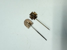 Pins 