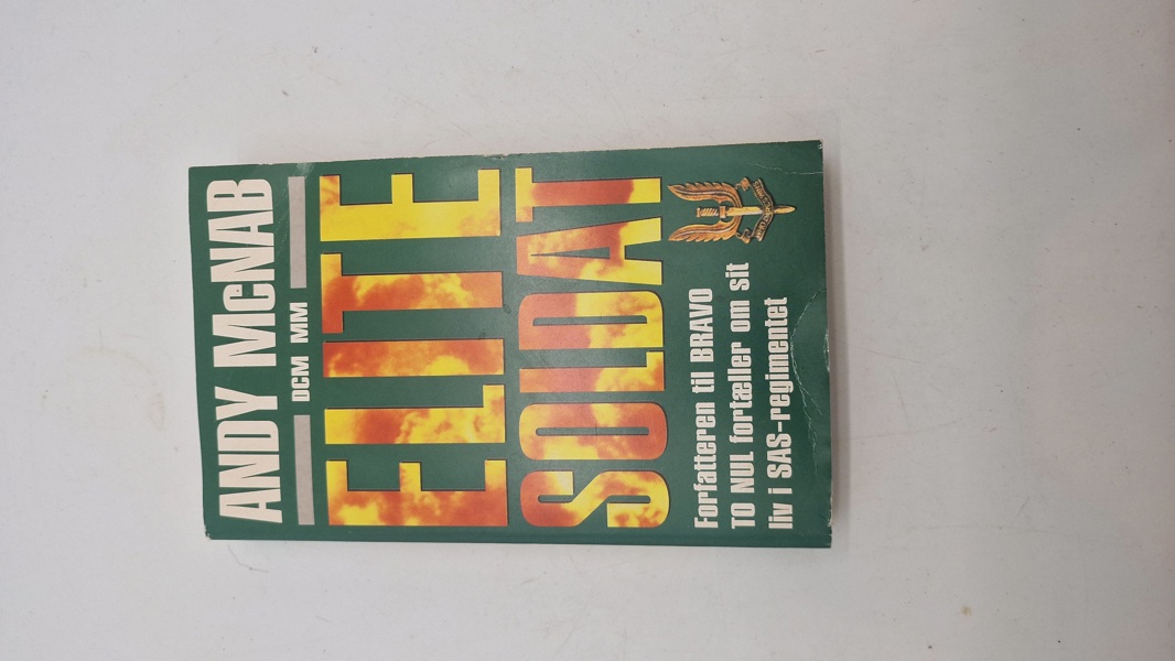 "Elitesoldat" skrevet af Andy McNab