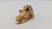 Antik JAPANESE HAND CARVED EROTIC NETSUKE FIGURES EDO / MEIJI PERIODE 