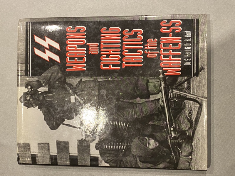 Weapons and fighting tactics of the Waffen SS