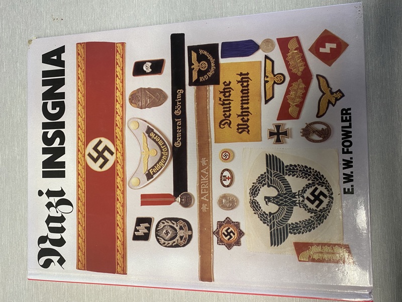 Nazi insignia 