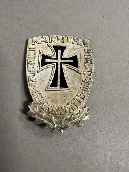 Stort originalt badge fra SS veteran træf på Ulrichsberg 