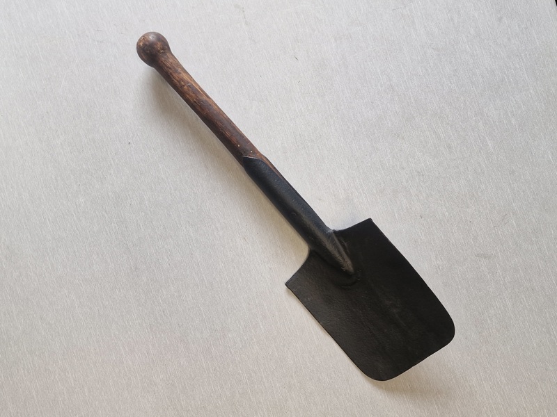 Original tysk feltspade - ww2