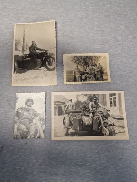 Originale tyske fotos af soldater med motorcykel 