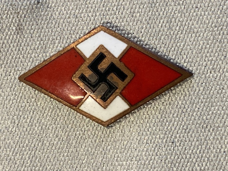 Hitler jugend diamant - original???