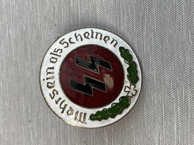 Tysk Waffen SS badge - Postwar 