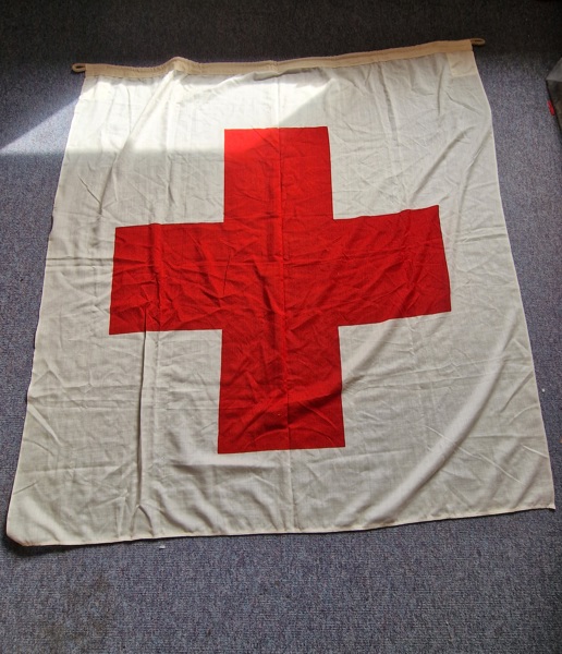 Originalt stort røde kors flag 60 x 58 cm 